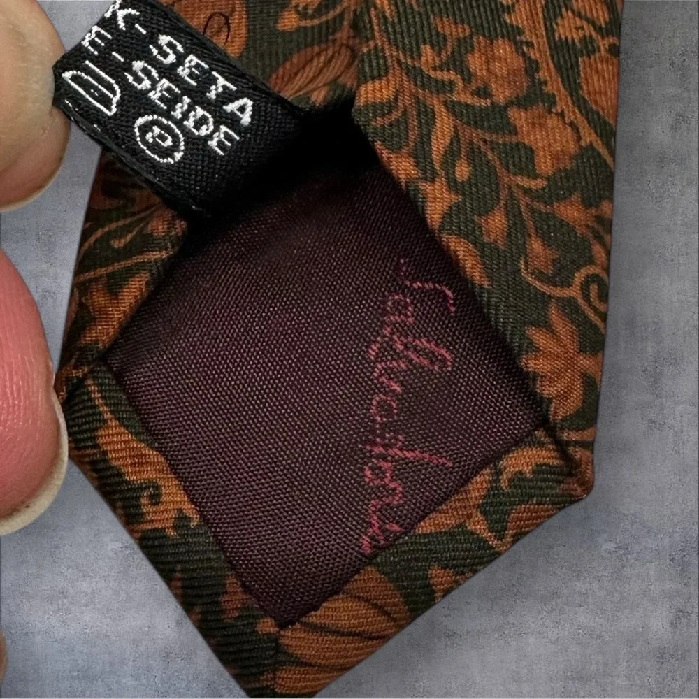 Salvatore Ferragamo Silk Necktie‎ Italy Brown Black Floral Wide 3.75